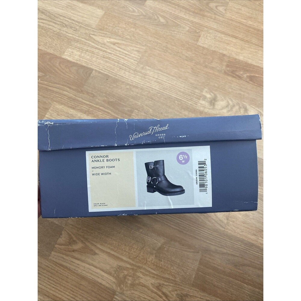 New Universal Thread Women's Connor Harness Buckle Ankle Boots Black 6.5 Wide - Picture 3 of 16